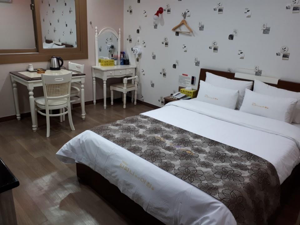 מוקפו Tiffany Motel מראה חיצוני תמונה